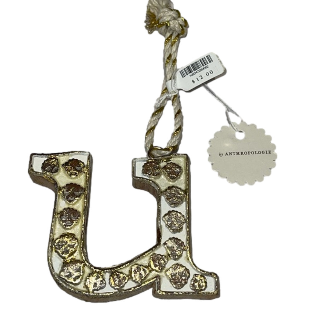 [Anthropologie] Letter U ornament